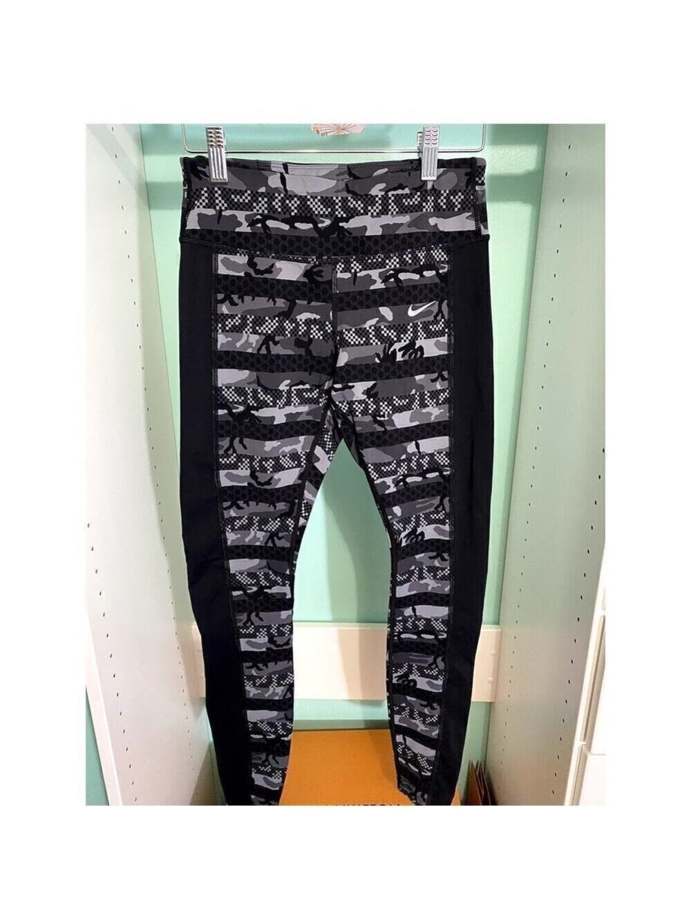 NIKE Running Dri Fit Leggings - Size Small